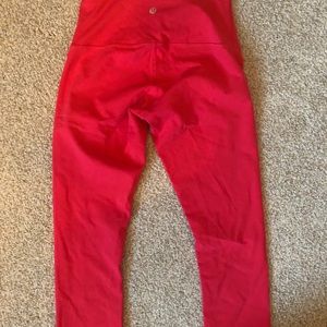 Lululemon Wunder Under crop size 6